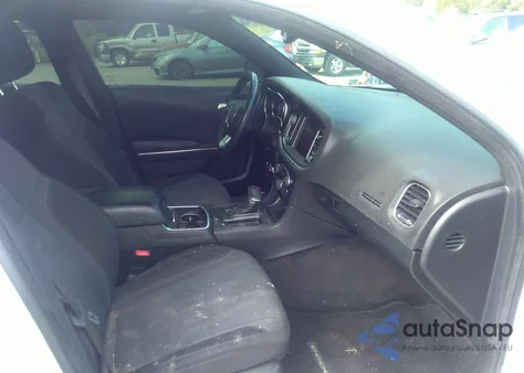 2016 Dodge Charger Sxt z USA, uszkodzony, nr VIN 2C3CDXHG8GH204079